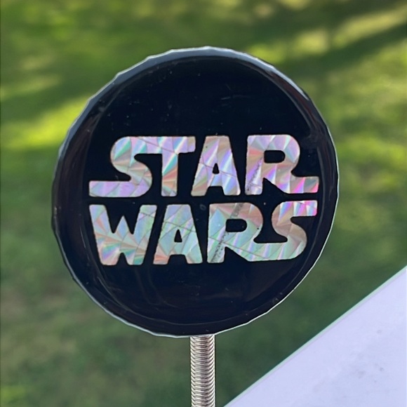 Vintage 1977 STAR WARS Prismatic Pin Star Wars Logo Button Preowned HTF - Picture 9 of 16
